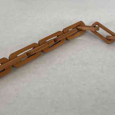 WOOD CHAIN