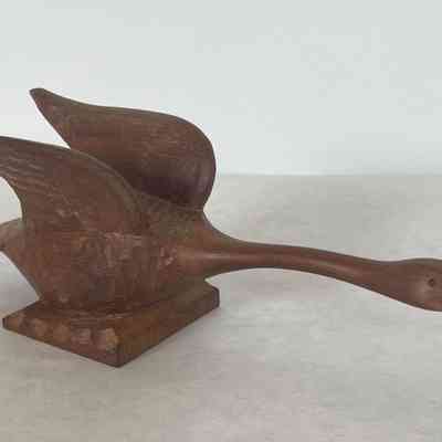 CARVED GOOSE