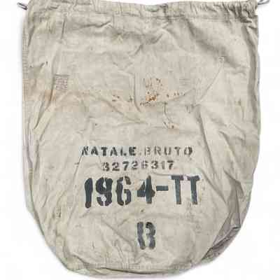 Barrack bag, Natale Bruto