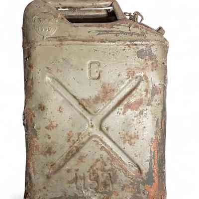 1943 Cavalier Jerrycan