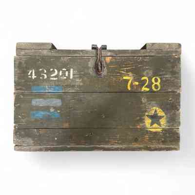 Wooden crate, 1st Infantry Division