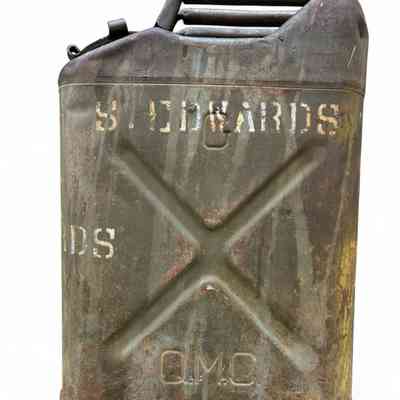 1942 Wheeling jerrycan