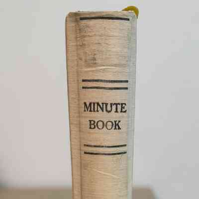 1886 - 1977 Original Glenwood Cemetery Association Minute Book