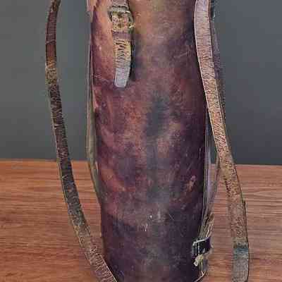 Vintage Thermos Flask leather carry case. 1940's