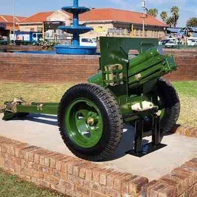 QF 3.7" Mountain Howitzer WW1 & WW2 - At the Springs War Memorial