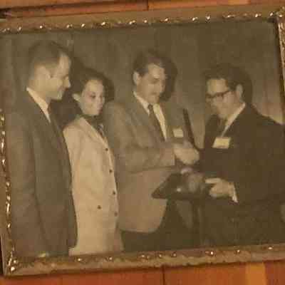 Unknown picture. possibly an awards ceremony