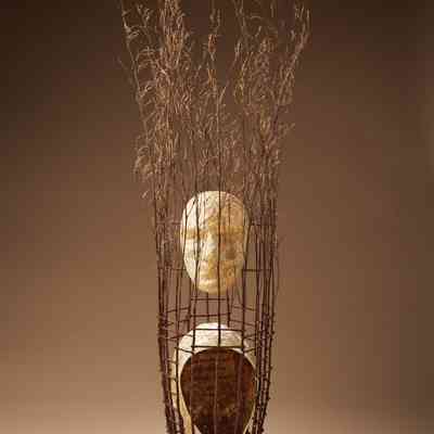 Hopkins_J 2005 (u-nig′mu)