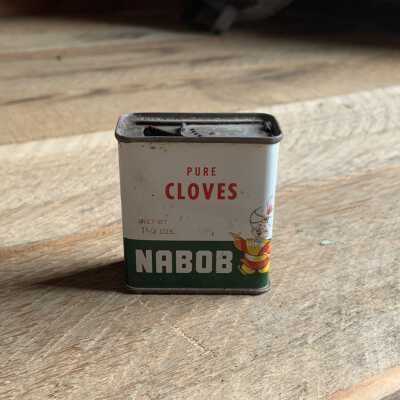 Cloves Tin