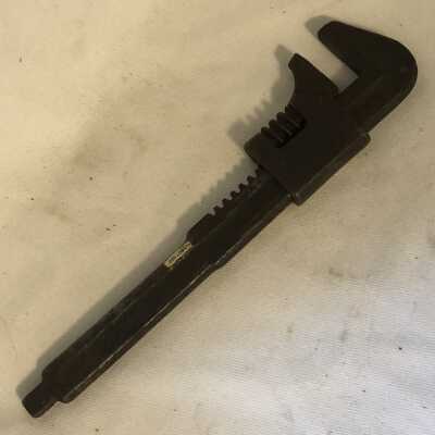 'McKinnon Industries' Wrench