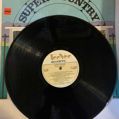 'Super Country' Record