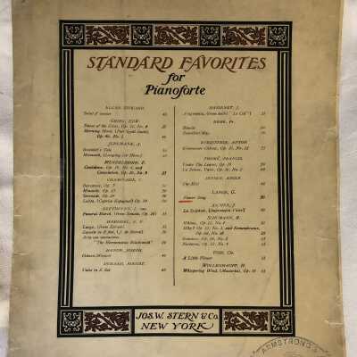 'Standard Favorites' Sheet Music