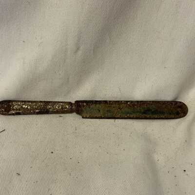 Knife