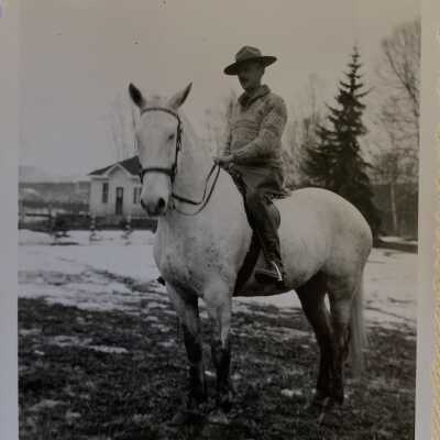 ‘Tony West on Scandal Hazelton March 1945’