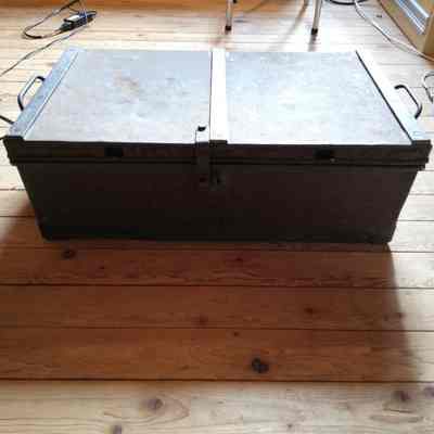WW2 Medical Corps chest