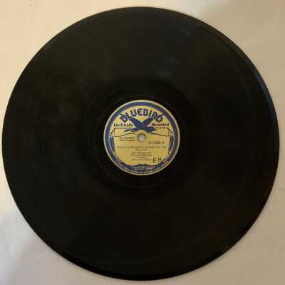 'Sittin' On a Log; The Old Spinning Wheel' Record