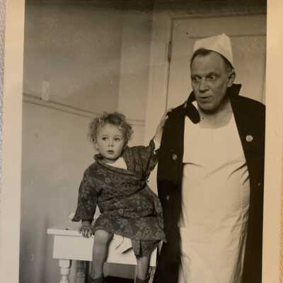 ‘Eddie Alfred Olsen, Wrinch Memorial Hospital April 1944’
