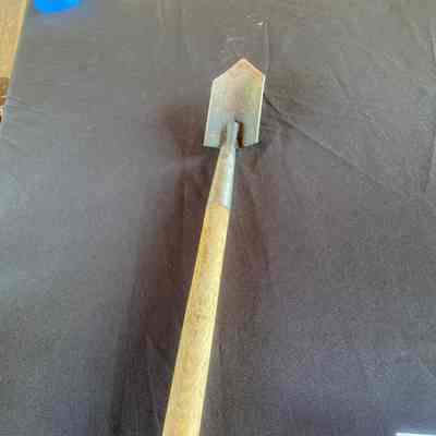 Pointed Shovel- Small