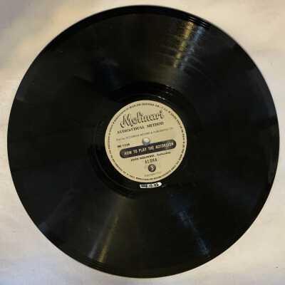 'How to Play the Accordion - Aloha' Record