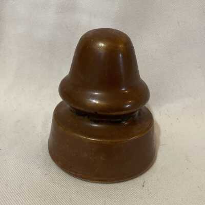 Brown Insulator