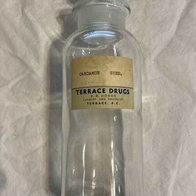 'Cardamom Seed' Bottle