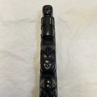 Argylite Totem