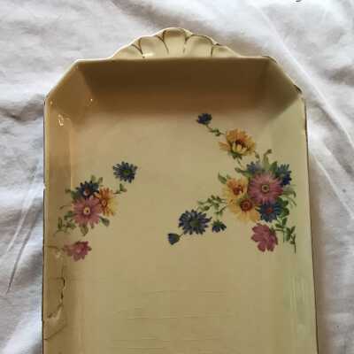 Tray