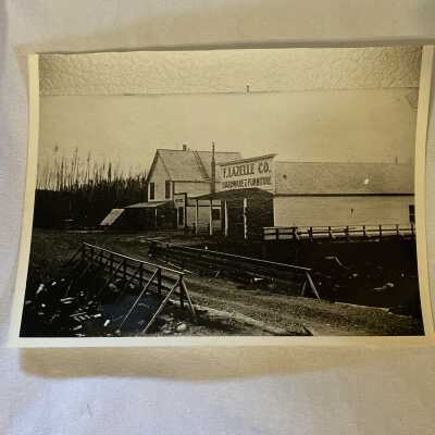 F. Lazelle Co.