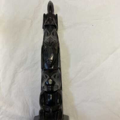 Argylite Totem