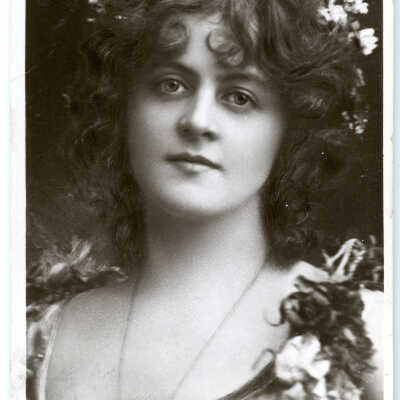 'Marie Studholme' 1904