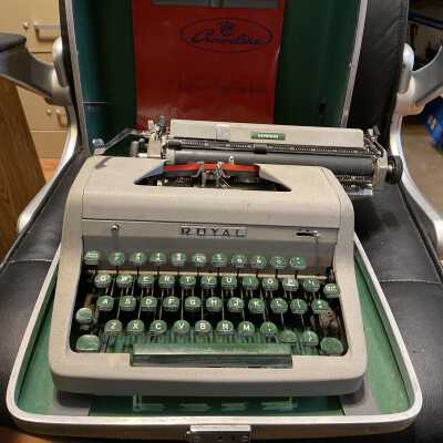 Royal Keystone Typewriter