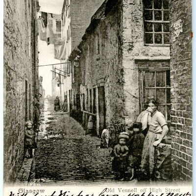 'Glasgow, Old Vennell off High Street' 1903