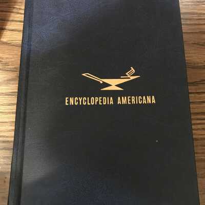 'Encyclopedia Americana'