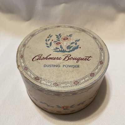 'Cashmere Bouquet Dusting Powder'
