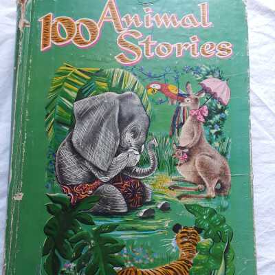 '100 Animal Stories'