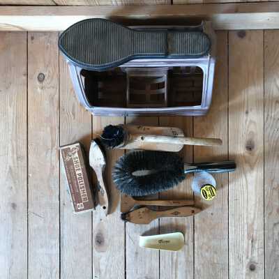 Shoe Shining Kit