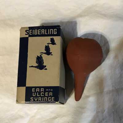 Ear and Ulcer Syringe