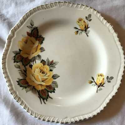 Yellow Rose Small Plate