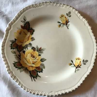 Yellow Rose Small Plate