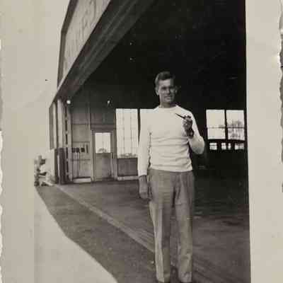 Photo of Sydney Hutnick at No.7 EFTS Main Hangar