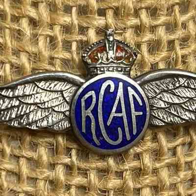 RCAF Sweetheart Pin