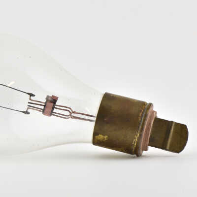 C1889 Schuyler Incandescent Lamp (light bulb)