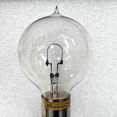 Bernstein Incandescent Lamp