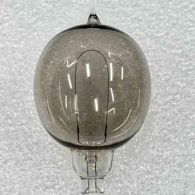 Stanley-Thompson Incandescent Lamp