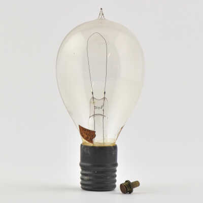 C1890 Edison Incandescent Lamp w/ Interchangeable Base