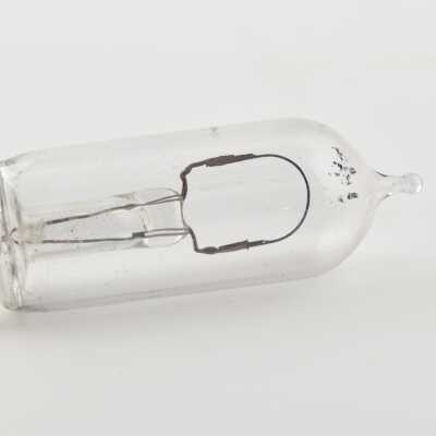 1881-1885 Miniature Edison Lamp