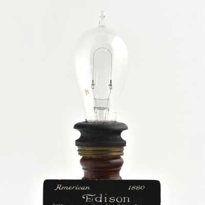 1880 Edison Incandescent Lamp (light bulb) w/ Wood Screw Base
