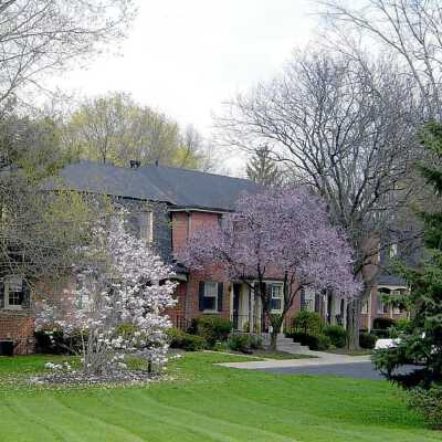 Creekwood Condominiums