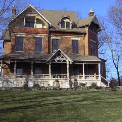 985 Laurel - c. 2003