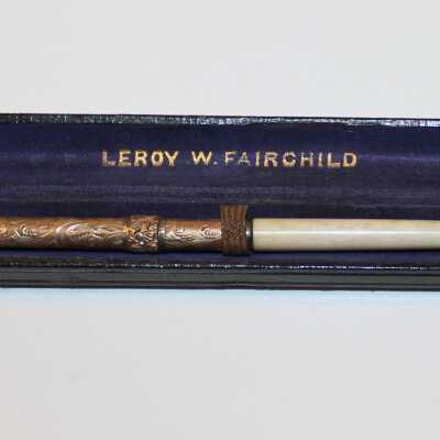 Automatic Pen owned by Miss. Louise Cherry Robb