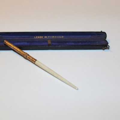 Automatic Pen owned by Miss. Louise Cherry Robb
